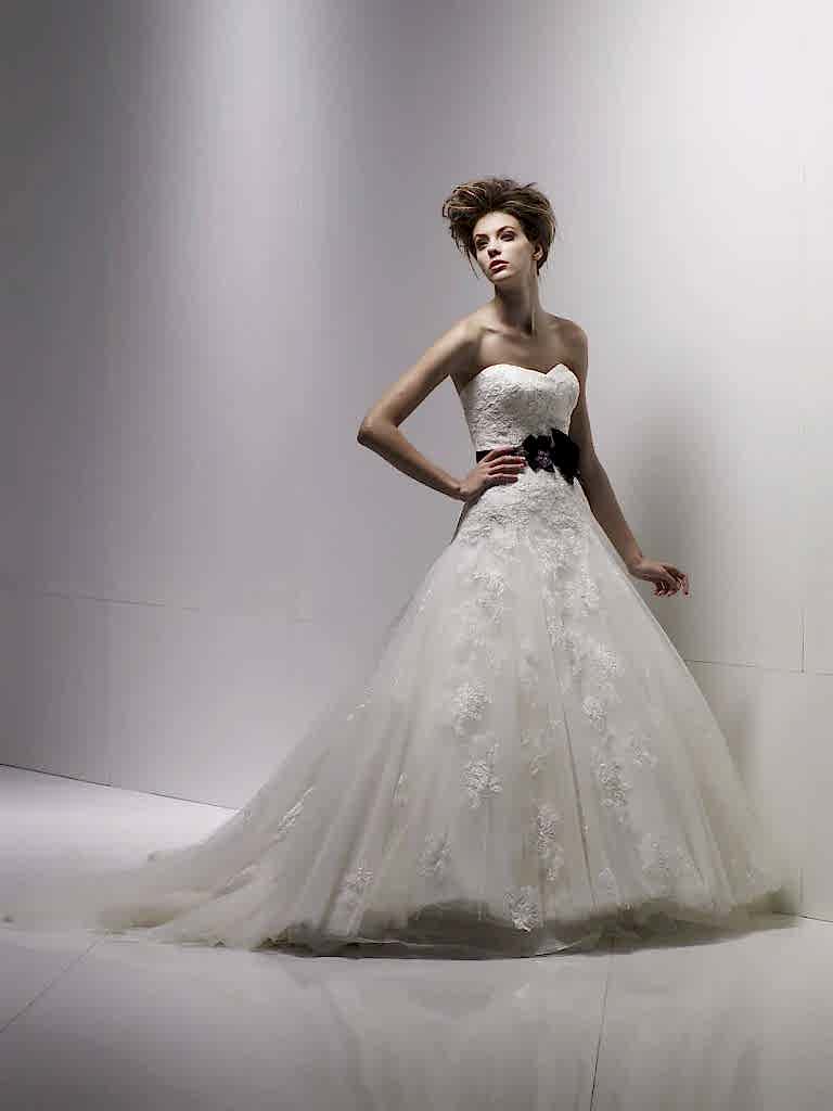 Enzoani 2011 Fatima