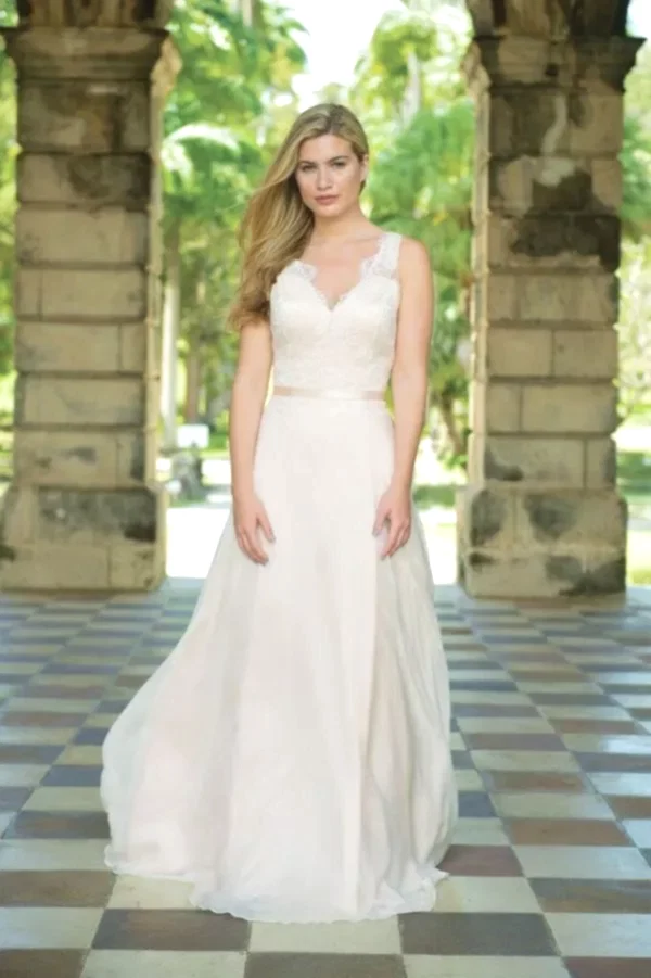 Wild Orchid by Ivory & Co