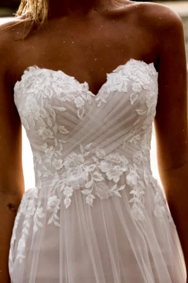 Joelle by Madi Lane Bridal - Image 5