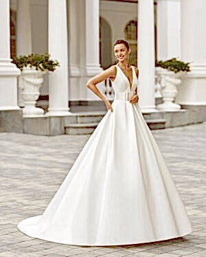 Sol by Adriana Alier at Rosa Clara
