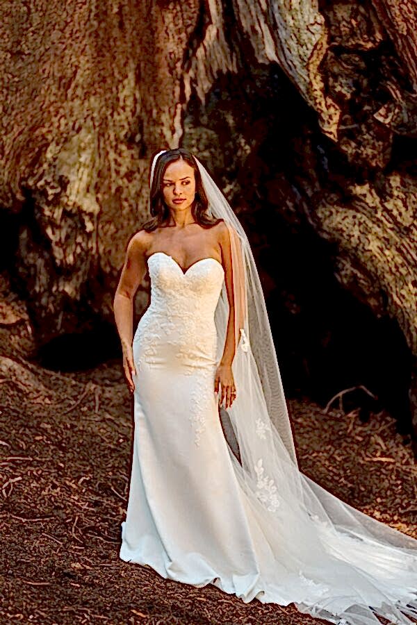BE663 by Ella Rosa at Kenneth Winston - Image 6
