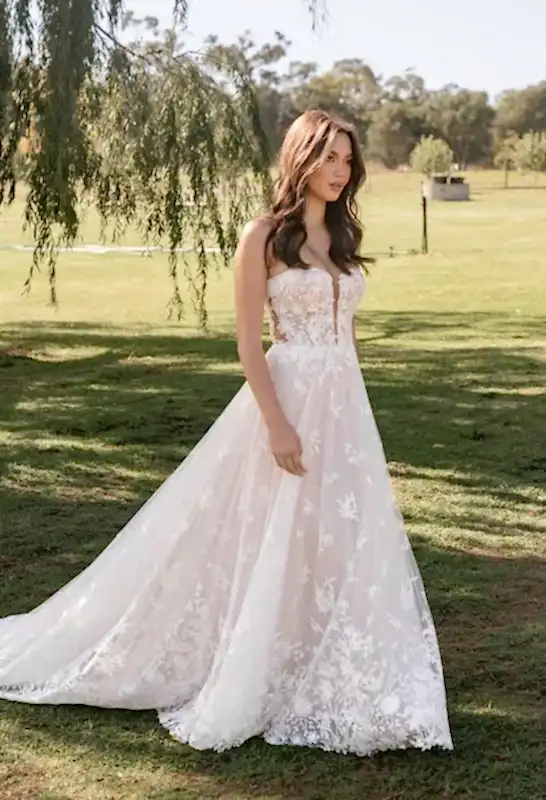 Season by Madi Lane Bridal - Image 2